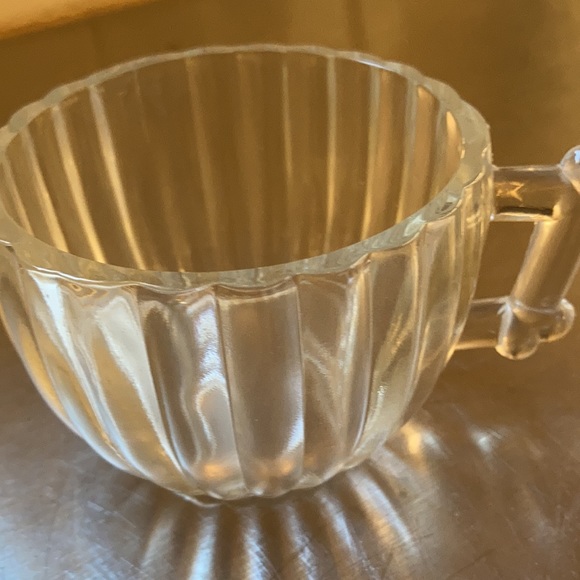 Six Vintage Clear Pressed Glass Punch Cups - Picture 3 of 7